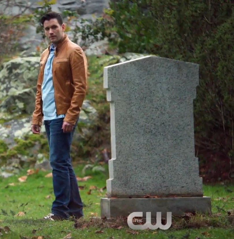 ArrowPortugal's tweet photo. O próximo episódio [S03E14 - #TheReturn] irá contar com a participação de alguém muito especial!➶
#Arrow #ArrowS3 http://t.co/e2dOLwNkiu