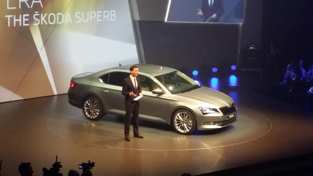 HakansBilblogg's tweet photo. @FACIT_Sverige @skodasverige Helt nya Skoda Superb är precis vad den heter: SUPERB! Snyggt jobbat! http://t.co/wY4NxSCpMV