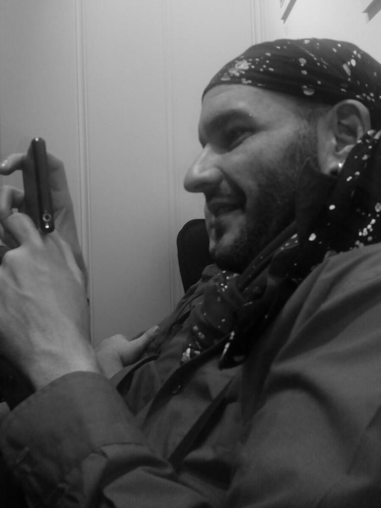 tomasfuca's tweet photo. @CapitanMinero  esto es carnaval!! Y cada uno se divierte como quiere!! http://t.co/BfKqw0niJB