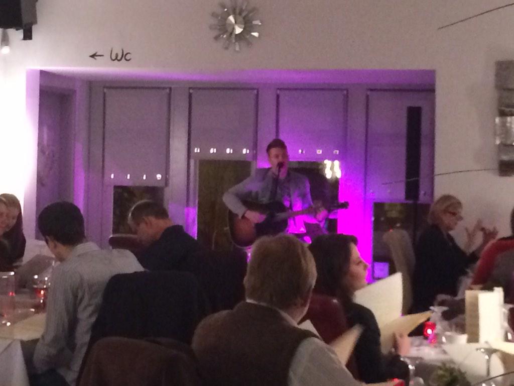 ciaobellini's tweet photo. The Shamazing George Simpson on Valentines night! http://t.co/QuZzOfxL57
