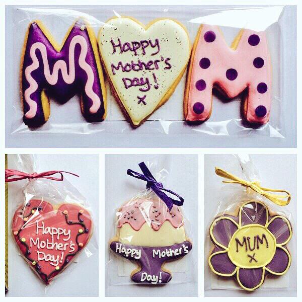 DottieBiscuit's tweet image. Hand iced biscuits for retailers and special occasions - even your logo! #calderdalehour #wetherbyhour #doncasterhour