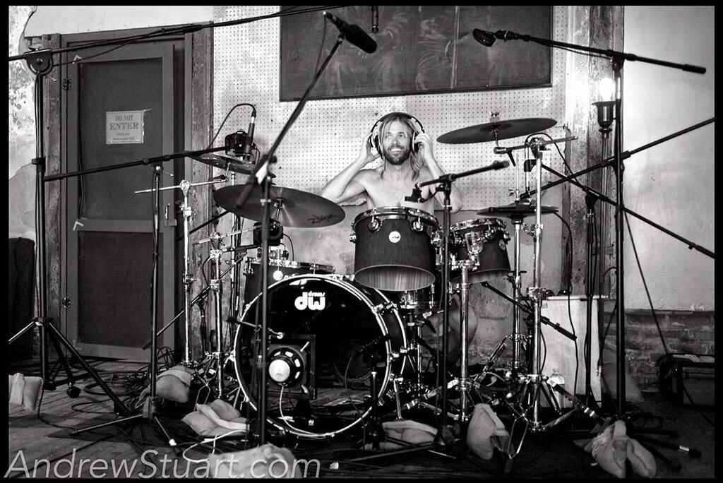 Happy birthday to my second favorite drummer, Taylor Hawkins (only behind Dave Grohl of course) 
