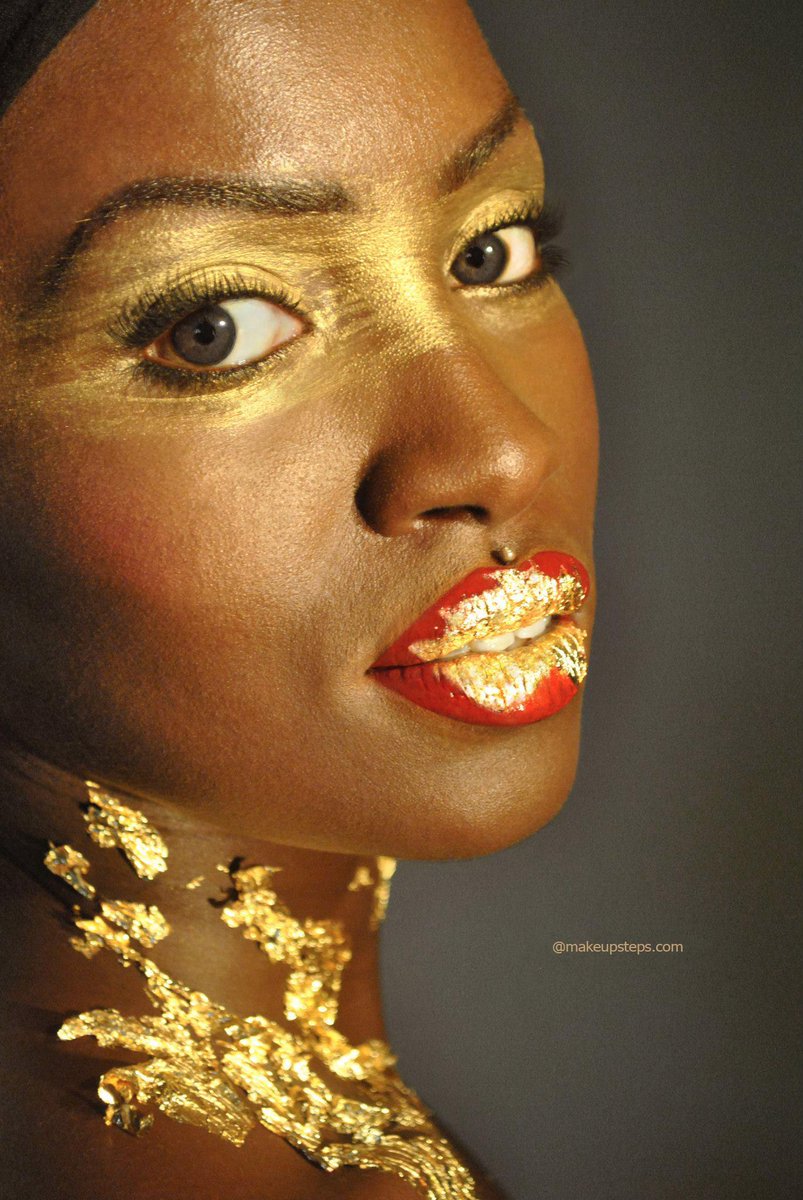 makeupsteps_com's tweet photo. #goldenredlips #goldeyesmakeup #goldenlips #contrastmakeup #goldleafmakeup #goldleafandredlips #goldleaf #makeupsteps http://t.co/RjATjVz9hX