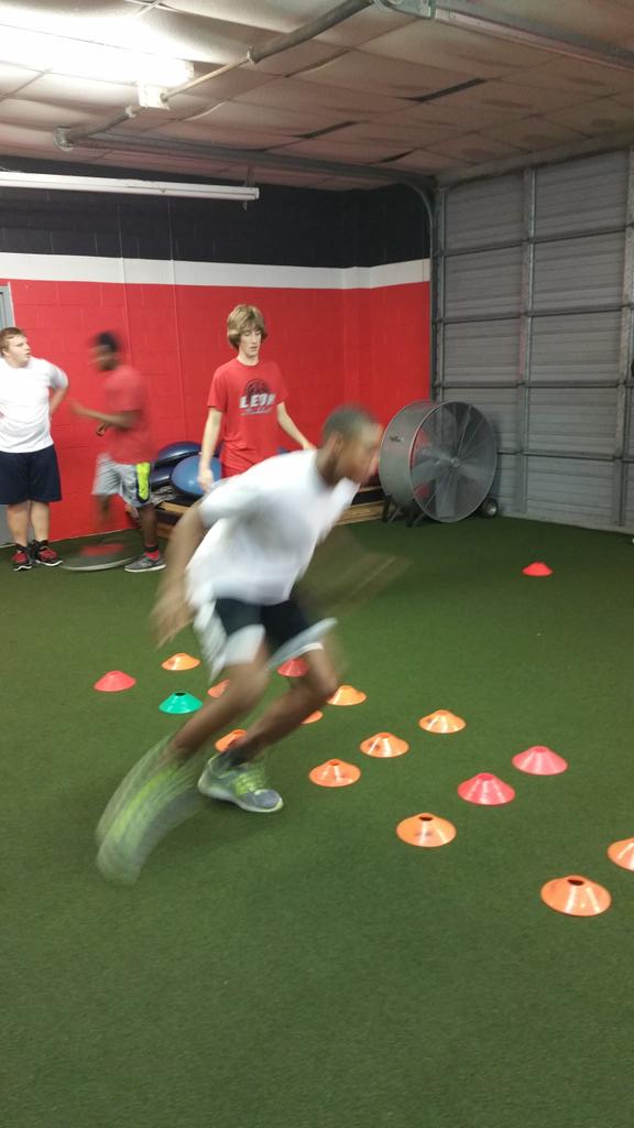MarkLiles3's tweet photo. The SAT athletes working on lateral movements tonight. http://t.co/YJgrumwTjr