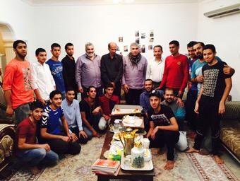 NABEELRAJAB's tweet photo. زرنا منزل الشهيد محمد عبد الجليل والتقينا بوالديه الفخورين به-وسرني معرفة شخصية هذا الشهيد من خلال العبارات التي خطها http://t.co/TIVRJALH3P