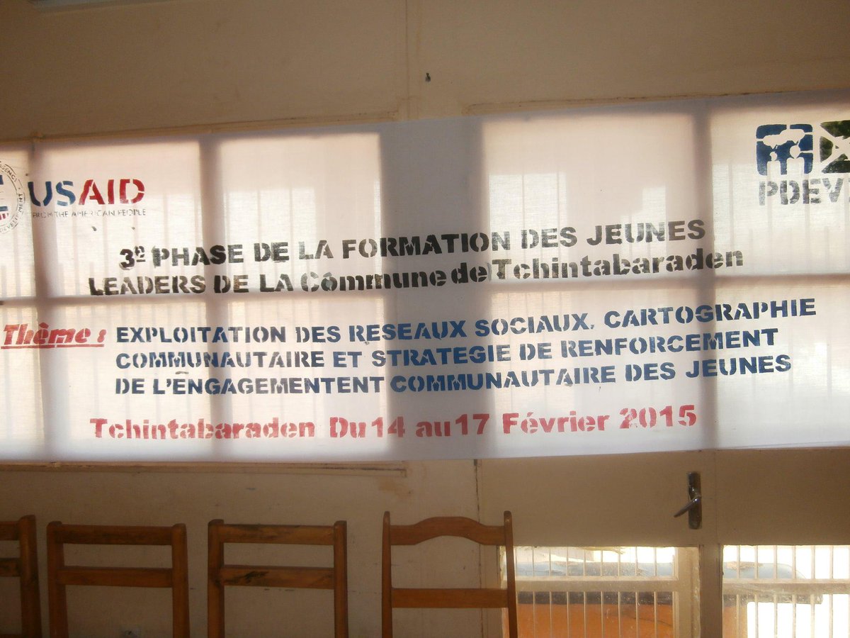 jpdeviiTahoua's tweet photo. La 3ème phase de la formation des jeunes leaders de Tchinta et Tillia à débuté à Tchintabaraden le 14 février 2015 http://t.co/4uG4Y1v9rJ