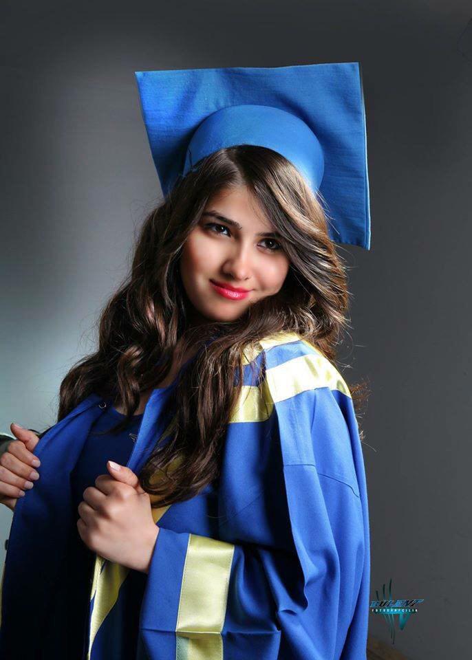 selin tweet media