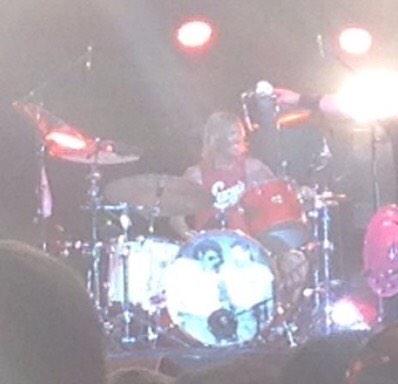 Happy Birthday to Taylor Hawkins, one of my favorite drummers of all time! My photo from  