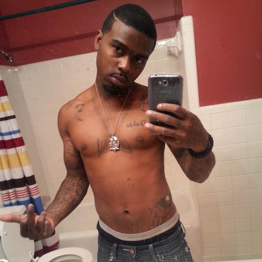 dennisjackson89's tweet photo. http://t.co/iLSQFl6GX7