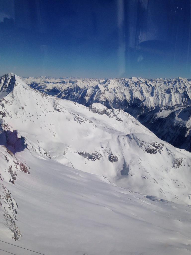 HarvRM's tweet image. Just love the mountains #hintertuxglacier