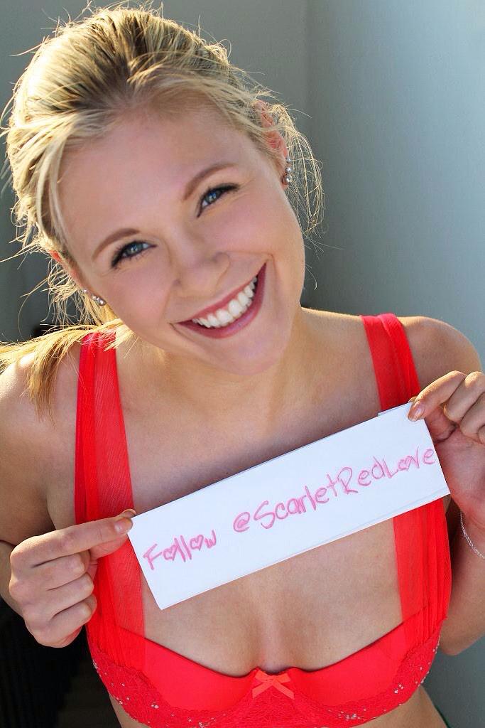 FapTealConrad's tweet photo. Everyone! Listen to @ScarletRedXXX! @SexyJane99 @Bigtitbabes @ILove2F_ck @cumcumlover @69HornyDevil69 @cvaswannzz http://t.co/sKlVYCuz6X
