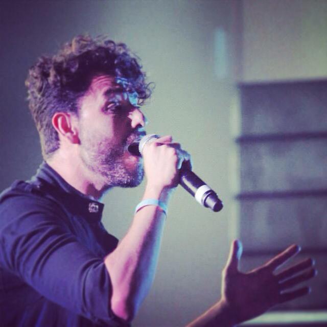 Hugoserrrano's tweet photo. If I can't fly let me sing... http://t.co/6t8Avksa4E