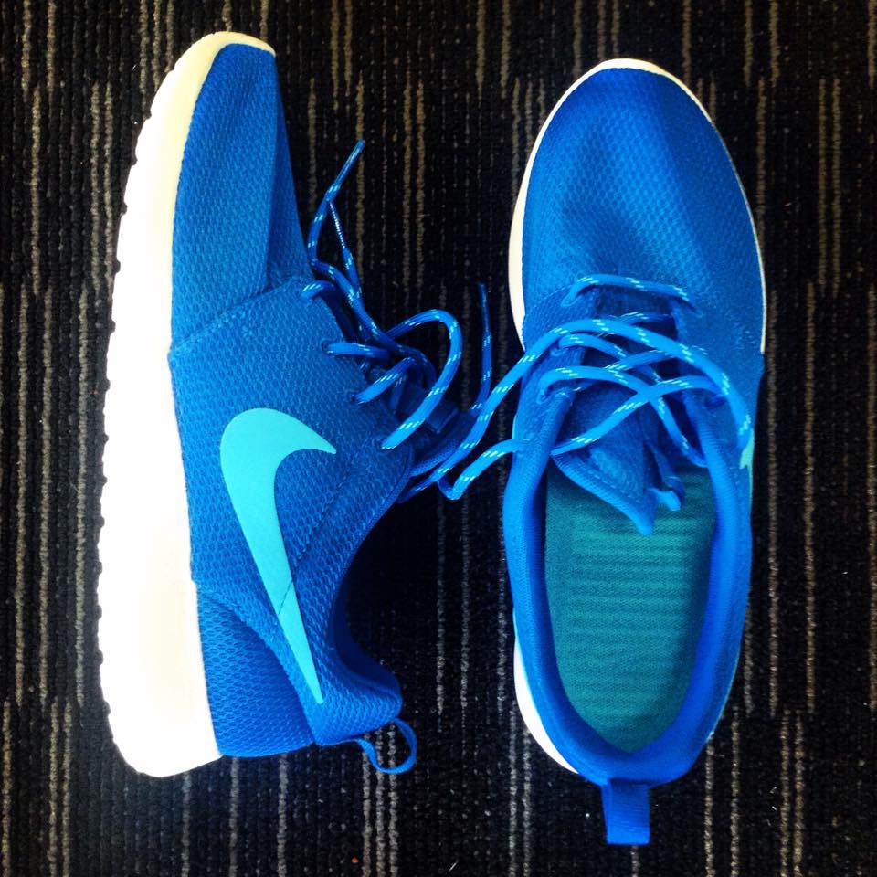JumpIntoItTips's tweet photo. New shoes always make workouts fun get the right shoes for you #nike #motivation #rosherun #newkicks #fitness #Active http://t.co/bmDnCp6N6i