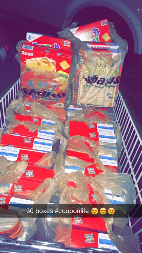 JuleeceDe_Jesus's tweet photo. went back for the last 3, cleared the shelf plus the ones we got at home. THIS IS HEAVEN 😍😍 http://t.co/RgX2inCcCz