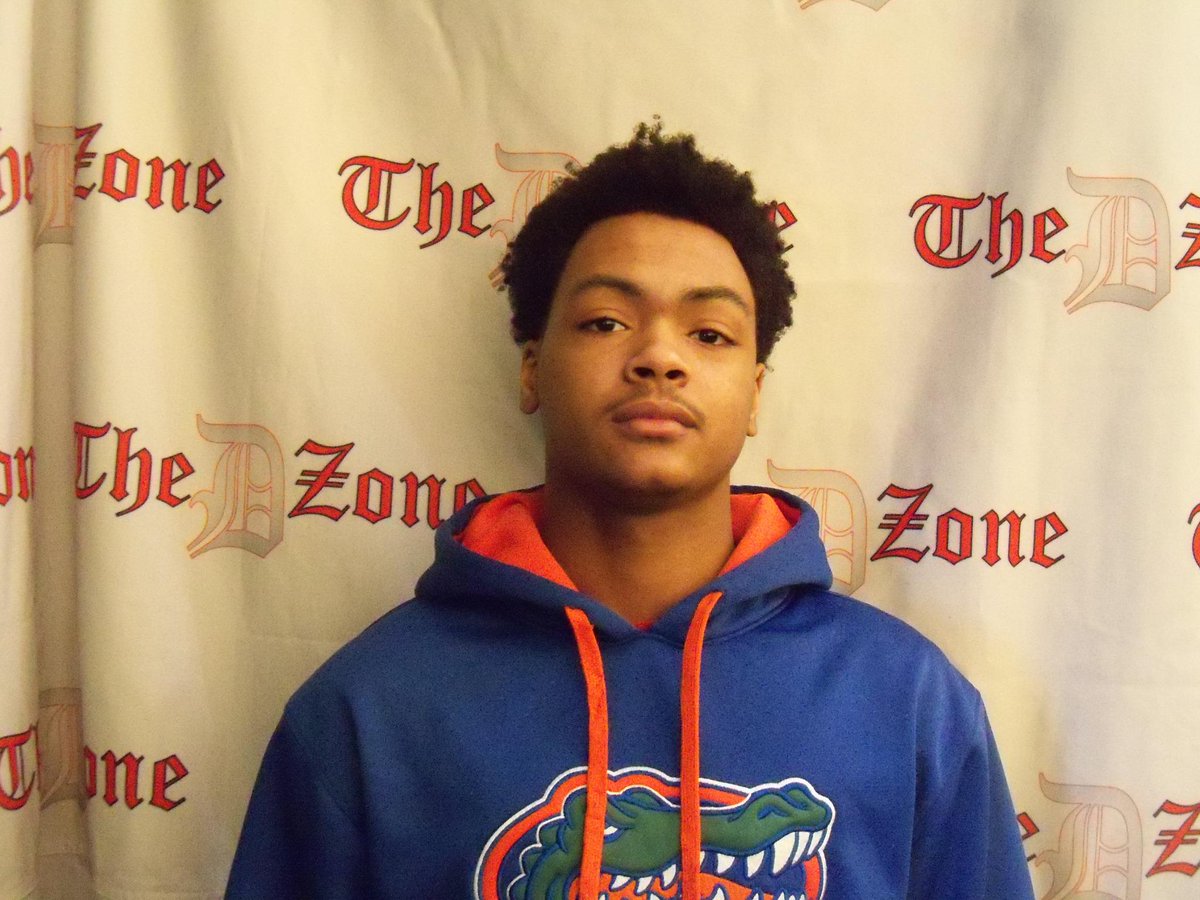 TheD_Zone's tweet photo. Detroit King 2016 CB/WR Dontre Boyd was offered by Kent State University, his 7th offer. http://t.co/bEKL7IWFGP  http://t.co/tYvpr6E2in