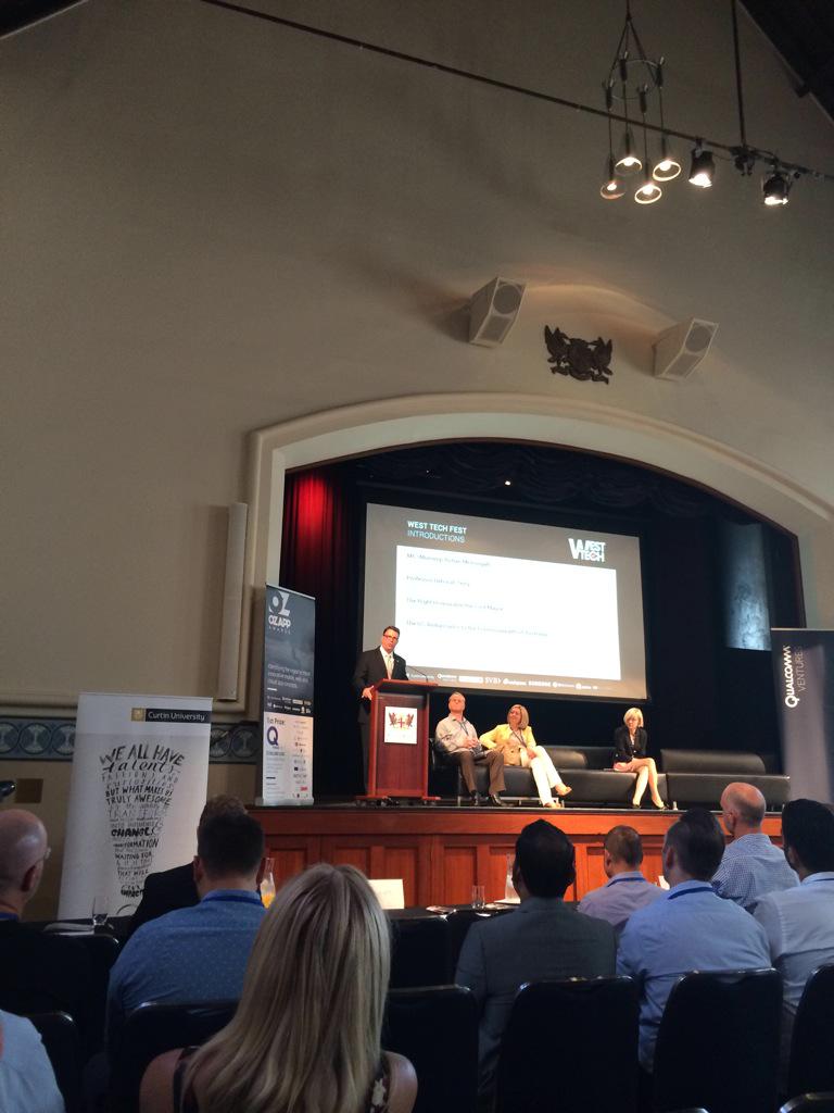 US ambassador to Australia John Berry "we are facing the 6th extinction event in climate change" #innovation to solve