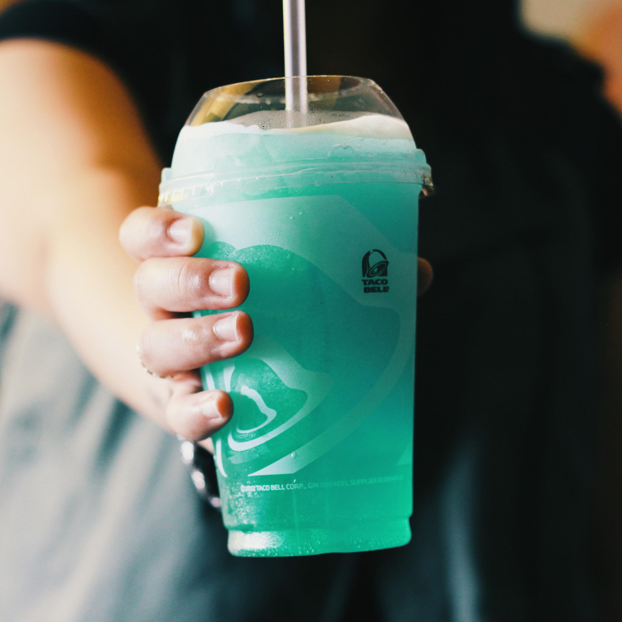 Taco Bell on Twitter: "Retweet for Baja Blast Freeze. Favorite for