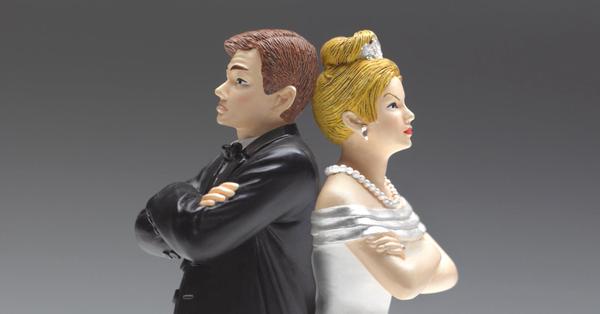 CNBC's tweet photo. Couples and money: 5 ways to find financial harmony » http://t.co/P1K6GCeAok (  via @sharon_epperson) http://t.co/vJCdO6ejvj