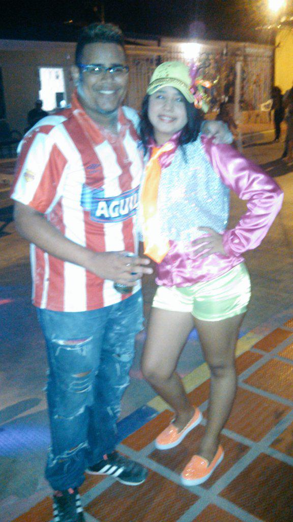 _JorgeVelasquez's tweet photo. La que comanda la tropilla desde lejos jajajaja la propia #Herlinda http://t.co/Z1nC4RXmcb