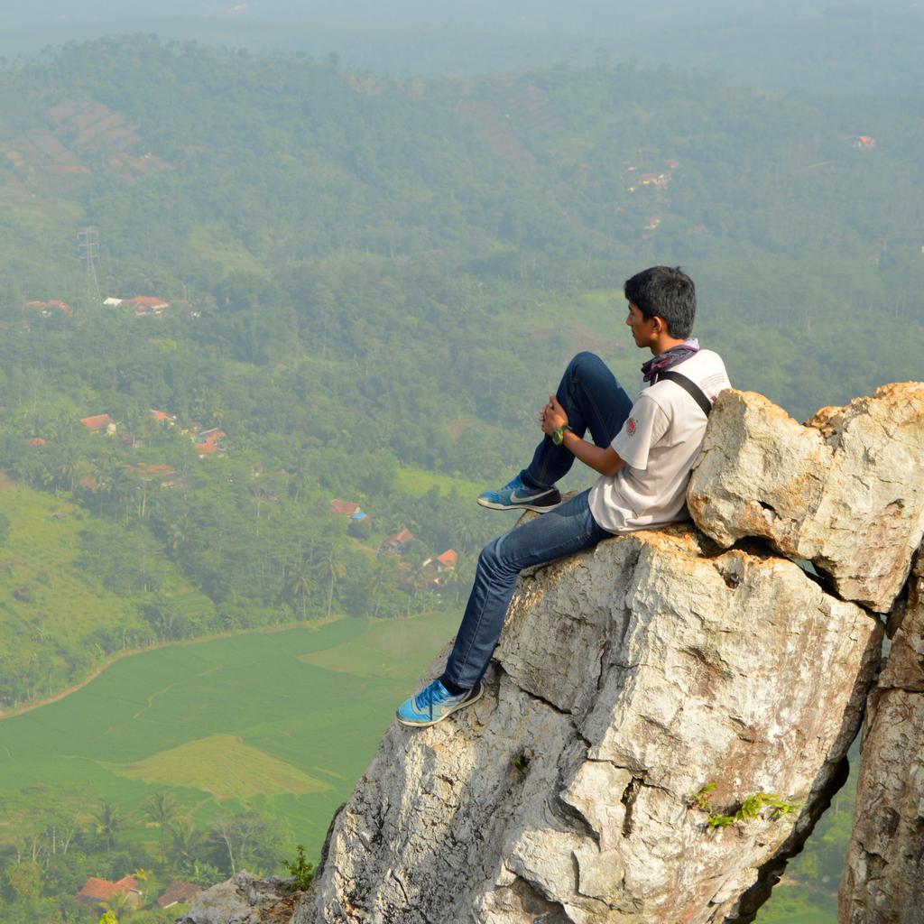 adityakusuma23's tweet photo. #Stonegarden http://t.co/XxITw05ypn