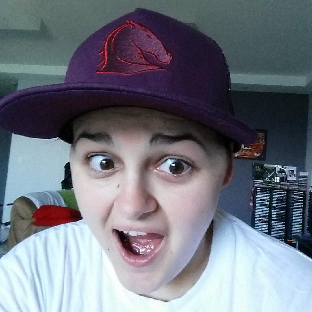 JessikaPark88's tweet photo. Look what arrived today... I will be repping the @brisbanebroncos in Sydney town #bronxnation #belowtheborder http://t.co/CpPpcujQH6