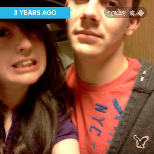 pretendp0pstar's tweet photo. LOOOOOOOOOL #FreshmanFaces #IDFWU #DormDisaster #IHateCollege #NotFriends #NastyNaugz #Hashtag #3YearsALiar #okImDone http://t.co/O3PZMhPqwb