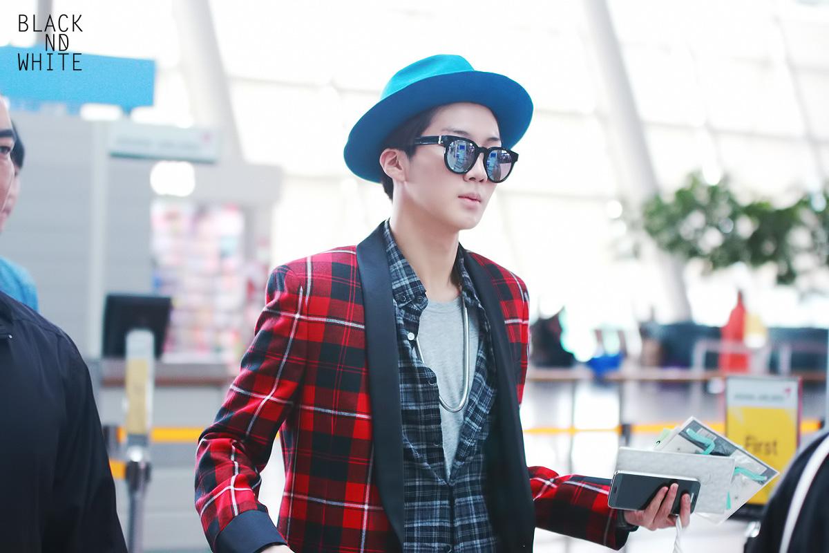 IHEARTWINNER's tweet image. #beingrandom  😗😗😗