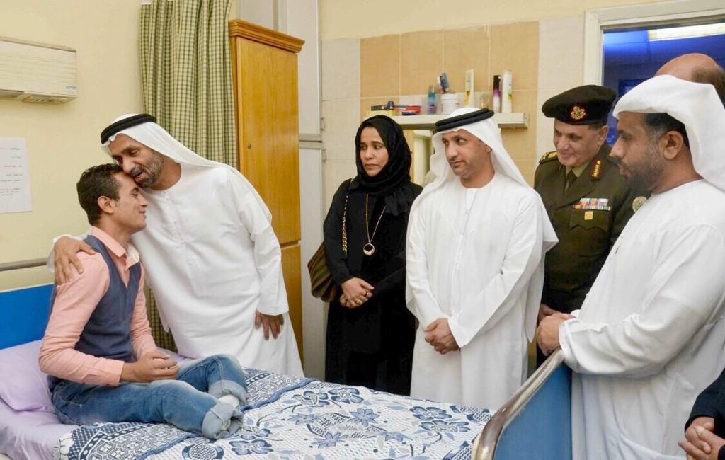 UAE_BARQ's tweet photo. وام/وفد المجلس الوطني الإتحادي يزور المصابين من أبناء القوات المسلحة المصرية جراء العمليات الإرهابية التي شهدتها #مصر http://t.co/iZtJhL3S8e