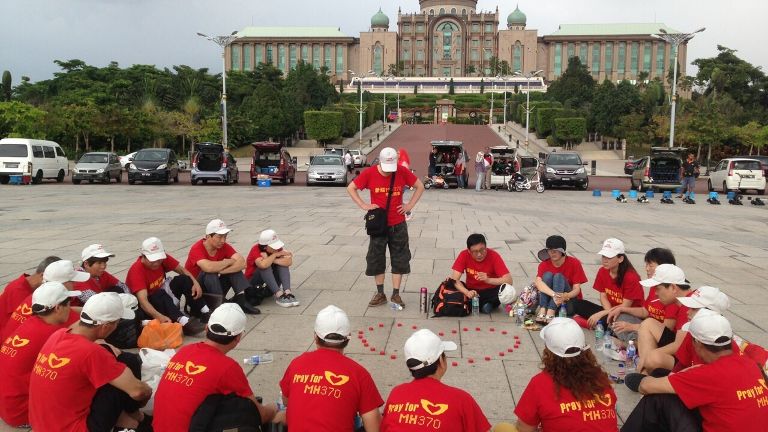 Embedded image permalink