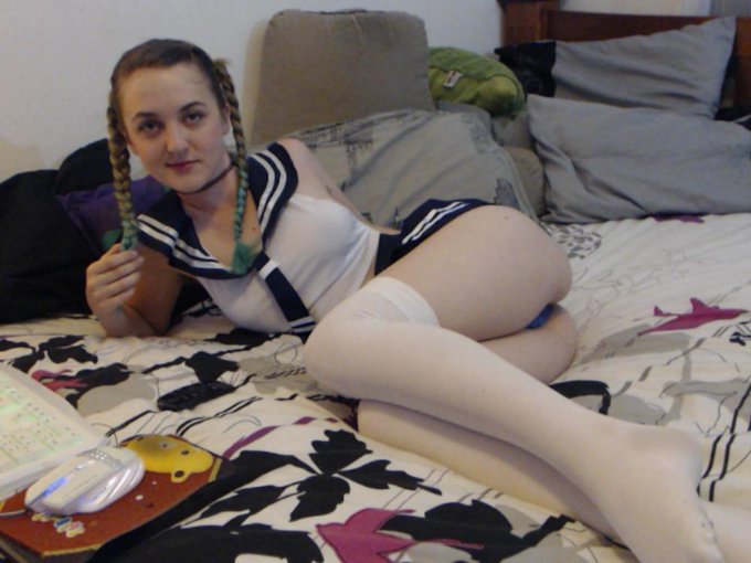 online in ten minutes :3 come and join me! https://t.co/1qqE74LzDc http://t.co/Ikxki2gd27 http://t.c