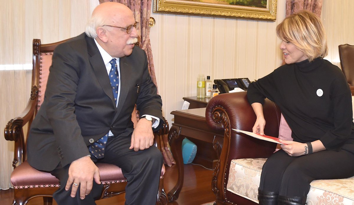 Gülben Ergen'den 40 okul sözü
metropol34.com/bakan-avci-erg…
<a href="/Bakan_NabiAvci/">Nabi Avcı</a> <a href="/gulbenergen/">Gülben Ergen</a> <a href="/glbenergnfn/">GÜLBEN ERGEN FAN</a> <a href="/CocuklarGulsun/">Çocuklar Gülsün Diye Derneği</a>