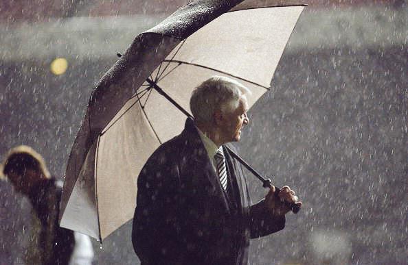 Happy birthday to legend Sir Bobby Robson! 