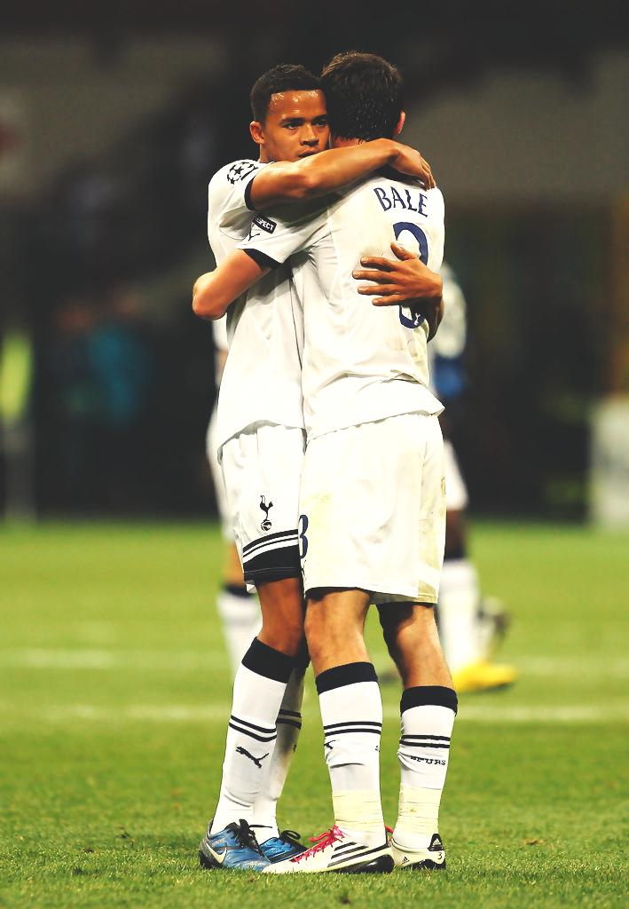 Happy Birthday to former Tottenham midfielder Jermaine Jenas! (Picture from 