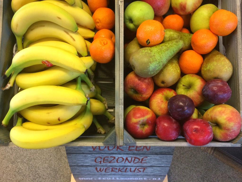 Lekker zo'n gezond tussendoortje van <a href="/Fruitmoment/">Fruitmoment</a> op het werk !