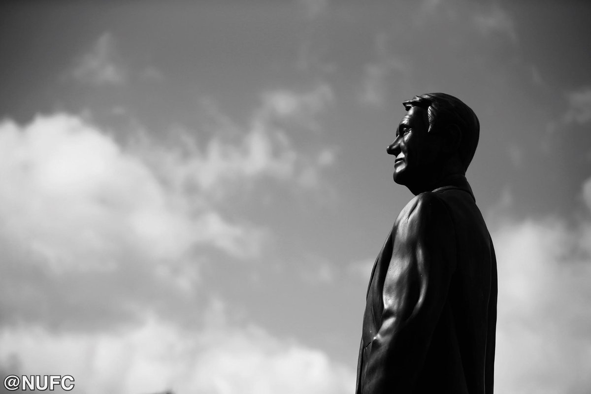 NUFC's tweet photo. On this day in 1933, a true great was born. Happy birthday, Sir Bobby Robson. Gone but never forgotten. #NUFC http://t.co/54aM2AFtUK