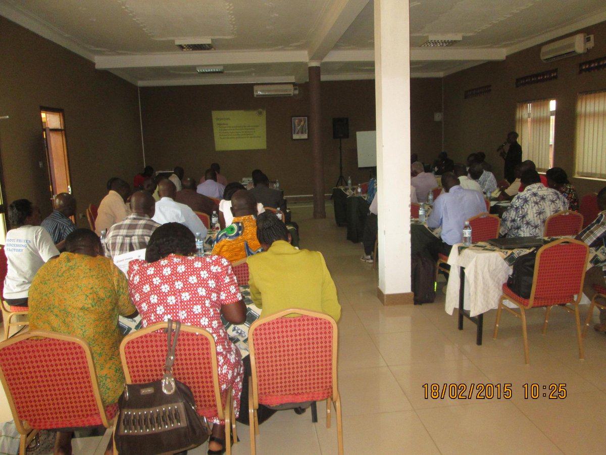 _unffe's tweet image. Serious farmers frm the 15 DFAs across Teso region  in process 2 revive more DFAs in Karamoja region today at Akello