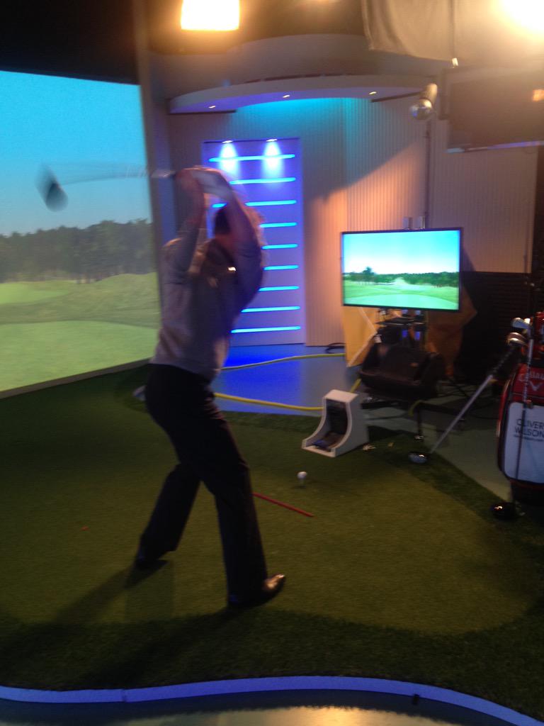 WillNelson10's tweet photo. Driving with the 2014 Alfred Dunhill Links Champion, Oliver Wilson. Yeah, he made the green http://t.co/YCUgmmnNhm