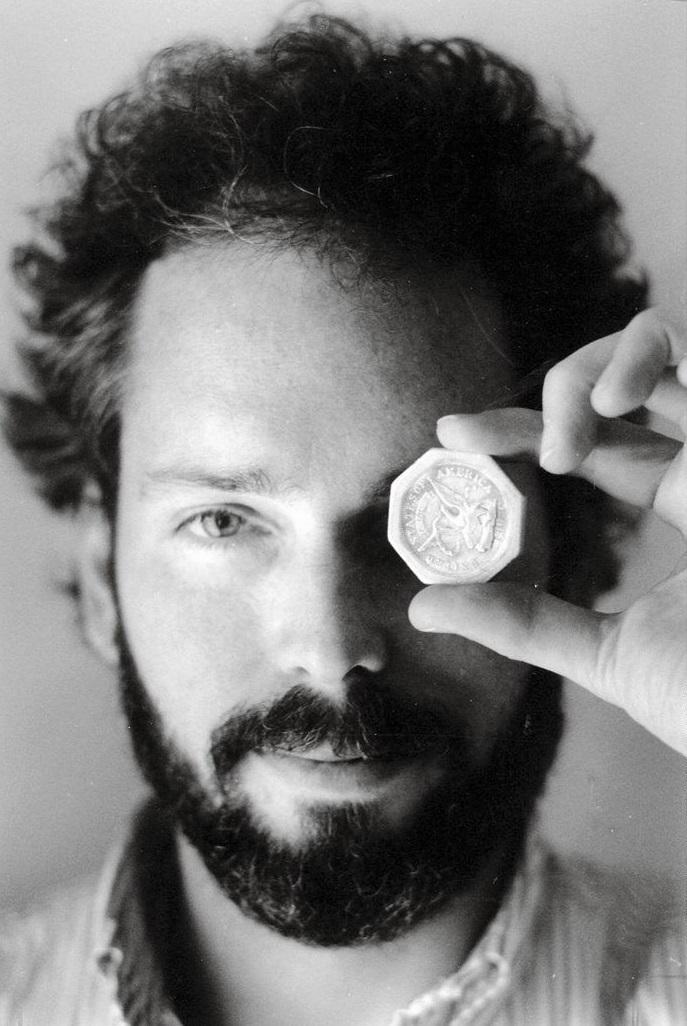 Il avait découvert 21 tonnes d'or, mais omis de rembourser ses dettes. Il vient d'être arrêté lemde.fr/1AEivPL