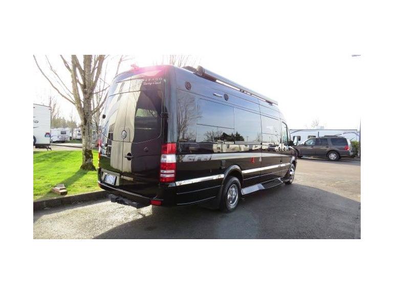 UsedRvsUsa's tweet photo. Best Deal on Used 2014 #Winnebago #Class_B_motorhomes in Hillsboro, OR, USA @ http://t.co/OxTiGCuAal http://t.co/YO0w7o8XqZ