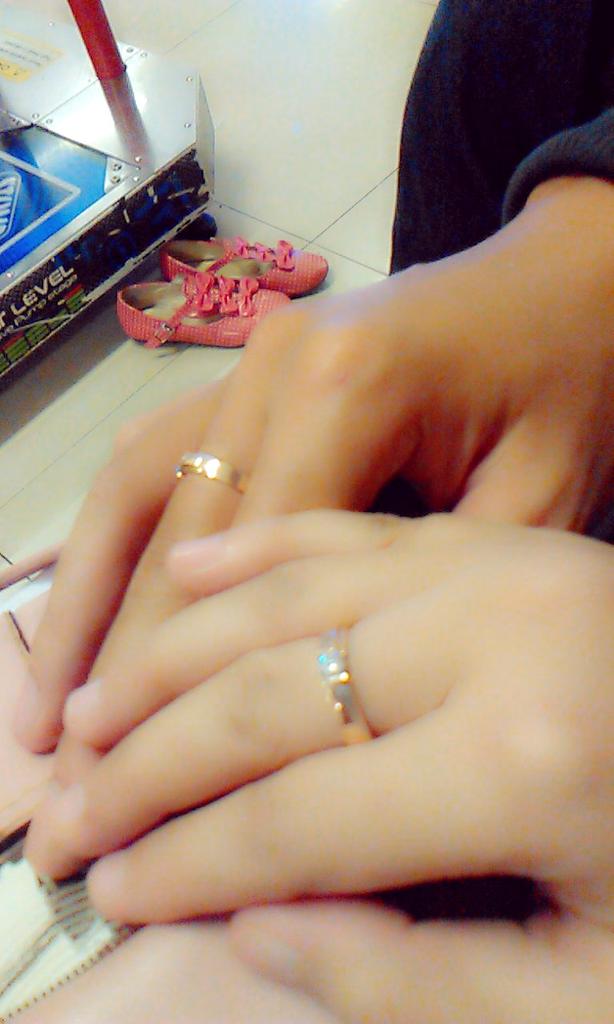 suciviani04's tweet photo. Ini tuh apa???????? http://t.co/gvOWZSqlPJ