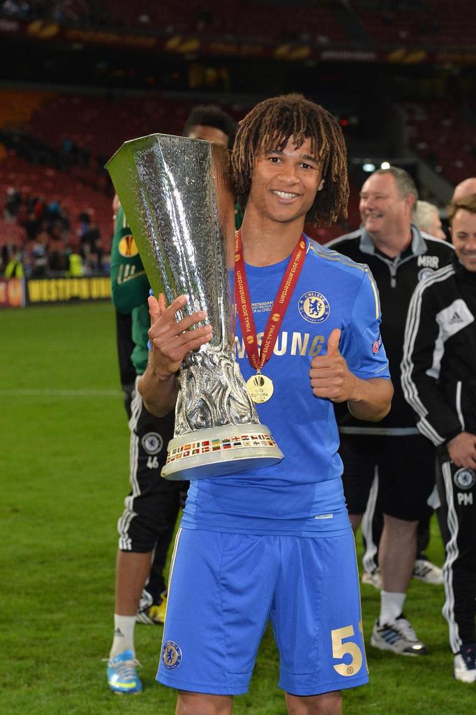 Happy birthday to former Blue Claude Makelele, and current Chelsea player Nathan Ake. 