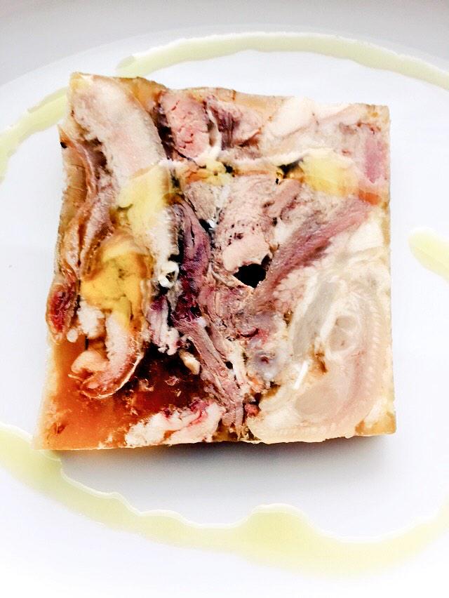 ArpegeLive's tweet photo. Hure de cochon de Mars http://t.co/8KnXACssz4