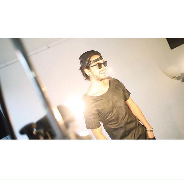 EliteTHbrasil's tweet photo. Bill no Instagram: "Nós ajudamos as pessoas com os problemas sexuais deles" #THTV. http://t.co/qgUYiRd3M4