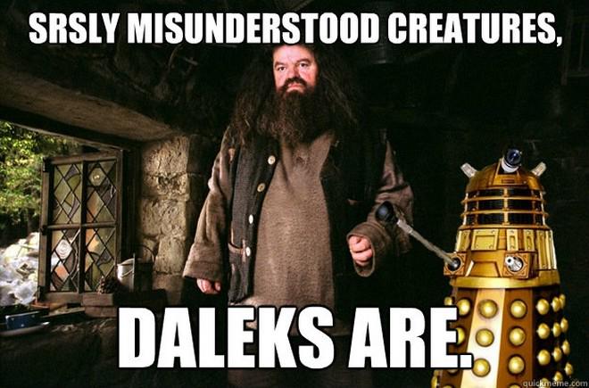 Just perfect <a href="/emma_cicci/">Emma Cicci</a> "<a href="/MuggleNet/">MuggleNet: #1 Wizarding World Resource Since 1999</a>: MuggleNet Meme: Harry Potter and the Daleks mugglenet.com/2015/02/harry-… ”