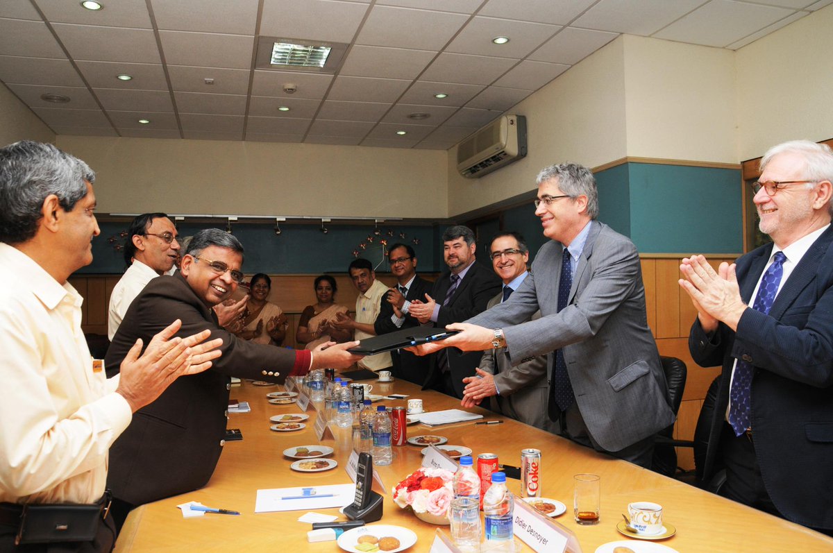 . <a href="/Snecma/">Snecma</a> and #HAL to create a JV and build a new production facility in #India bit.ly/1vFoM63 #AeroIndia2015