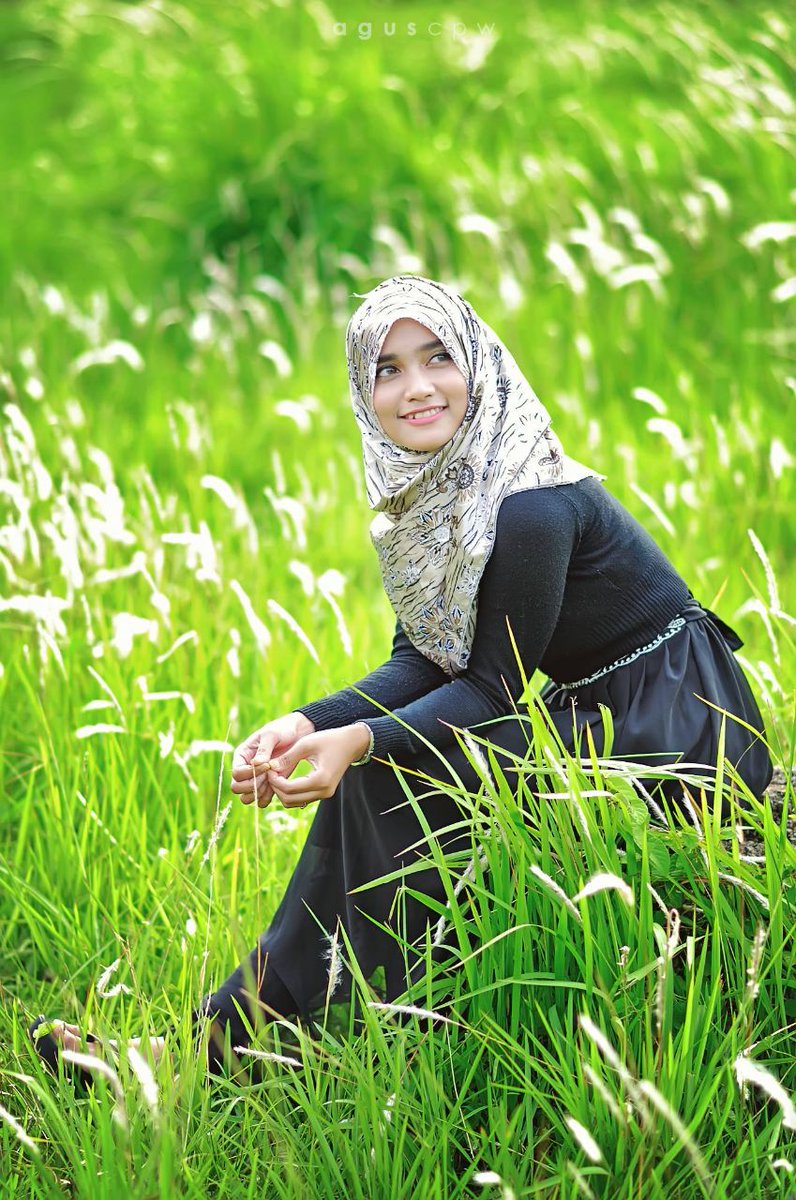 putrie_megga's tweet photo. Paham bgt kalo enditannya ijo gini editan siapa :3 http://t.co/3HLjGn71AU