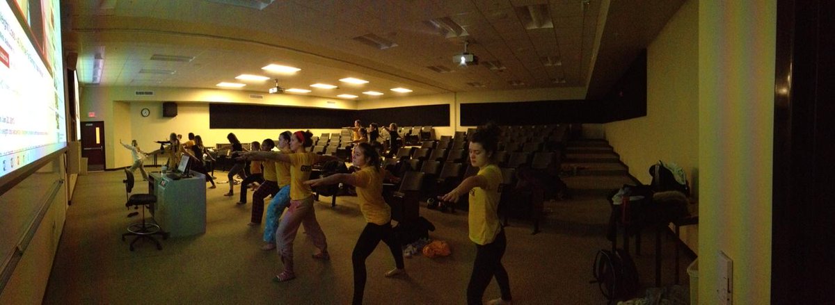 GriffonSoccer's tweet image. Early morning yoga session! #deloadweek