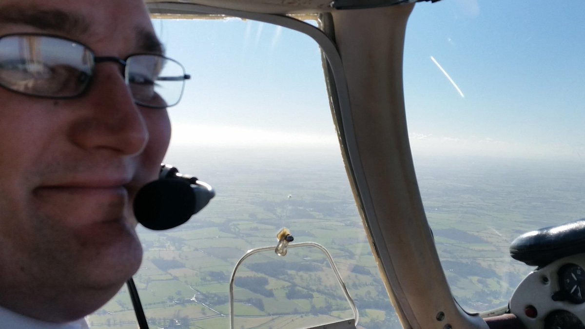 nurtureitglobal's tweet photo. FlyingSELFIE  fly my plane to aviation NB meeting @SIRETechnology @bamford_jason #tsm #Azlan #IBM #Selling http://t.co/rtnmu0LVuE