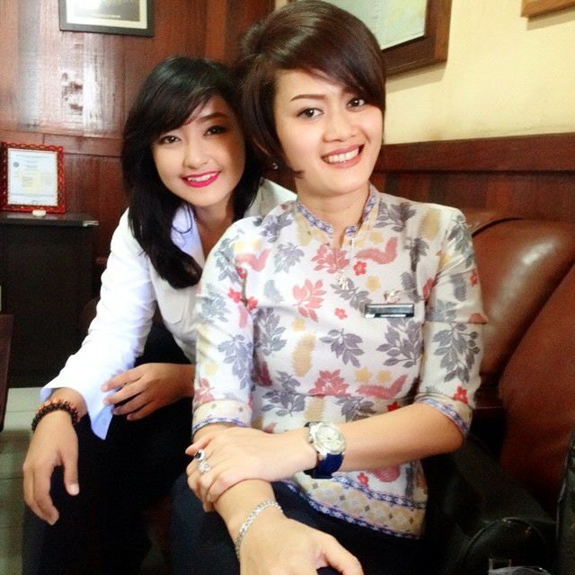 @elesta_apriliana #WomenPilot #CewekSelfie #BidadariSelfie #SelfieAsik #SelfieArea #DutaSelfie
