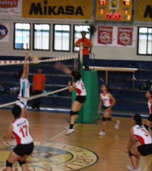 earpiercingni13's tweet photo. Alam kong hindi lang ako ang may gustong mangyari to ulit... Hahahaha hi ms @denniselazaro! Throwback #csadays ctto http://t.co/q2dgpcZKn5